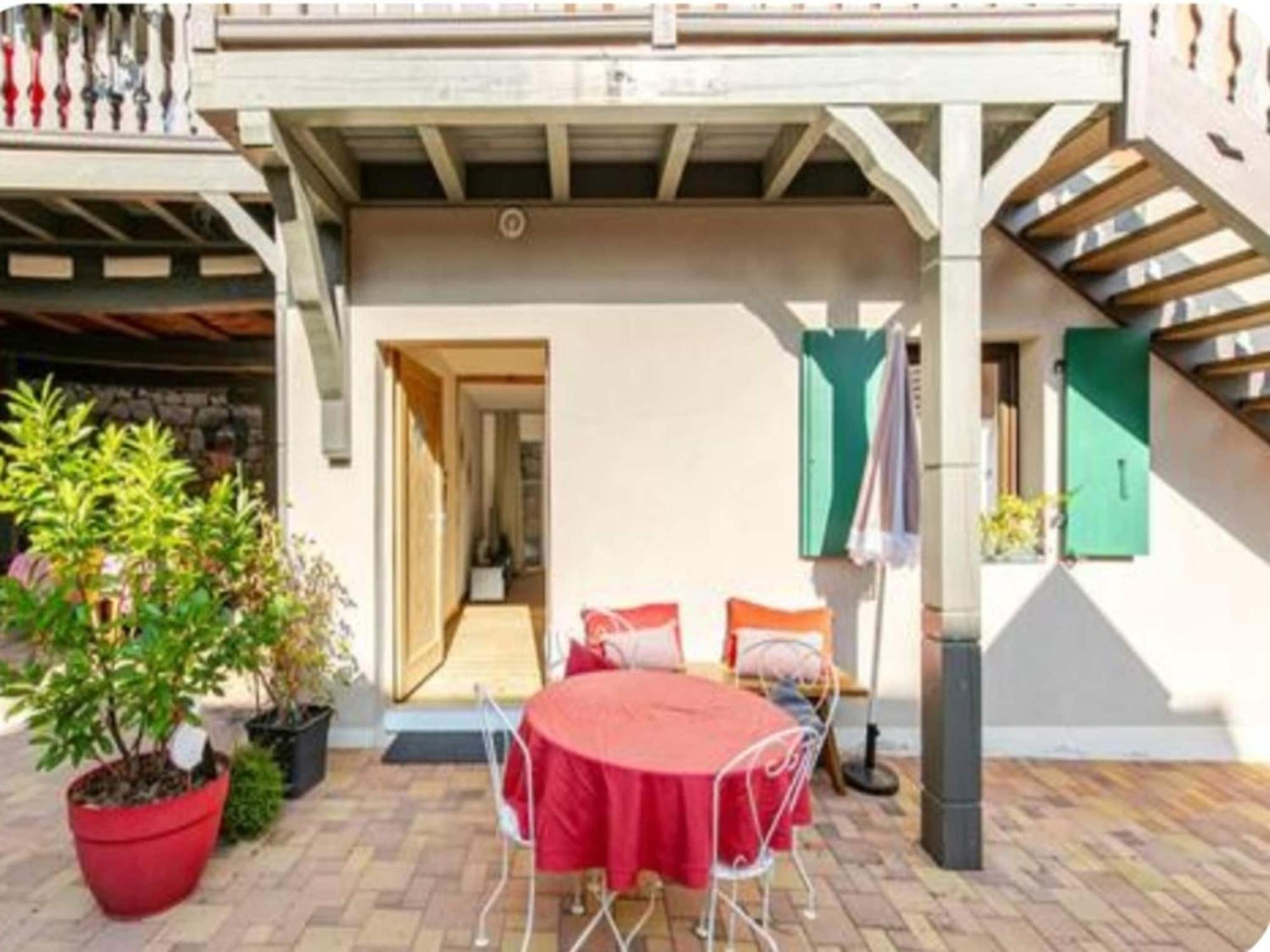 Charming Gite In Dambach La Ville With Terrace Exterior photo